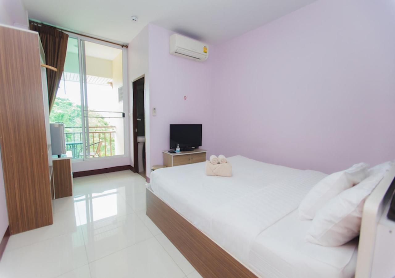 Bloom Guesthouse Chiang Mai Exteriör bild